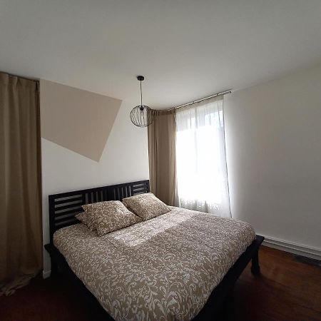 Agreable Maison De Ville Au Calme 셀-쉬르-셰르 외부 사진